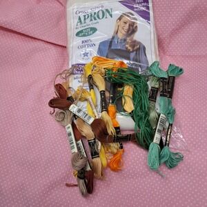 Charles Craft‎ Cross Stitch Apron Kit Sunflower Embroidery 14 Count Border